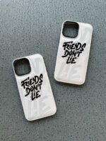 گارد موبایل کیس تیفای طرح Friend's Don't Lie کد 14