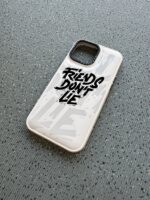 گارد موبایل کیس تیفای طرح Friend's Don't Lie کد 14
